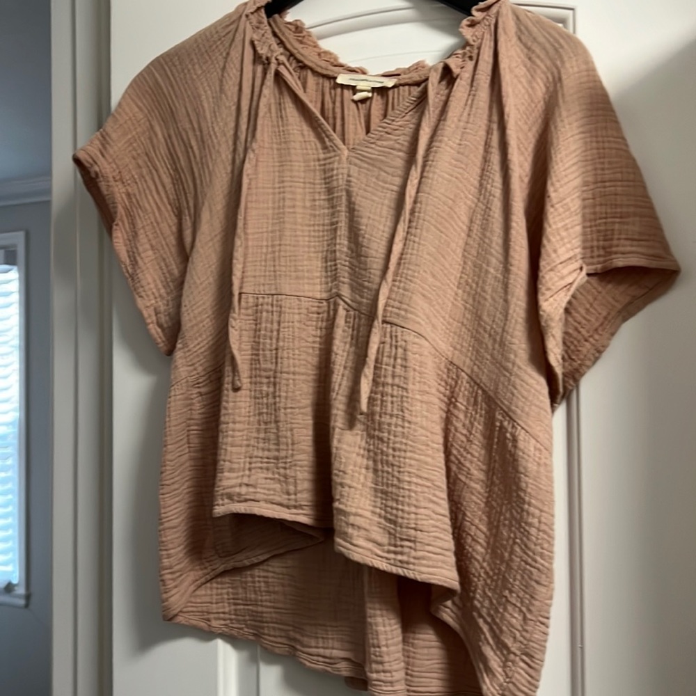 Grade & Gather by Joanna Gaines pink blouse